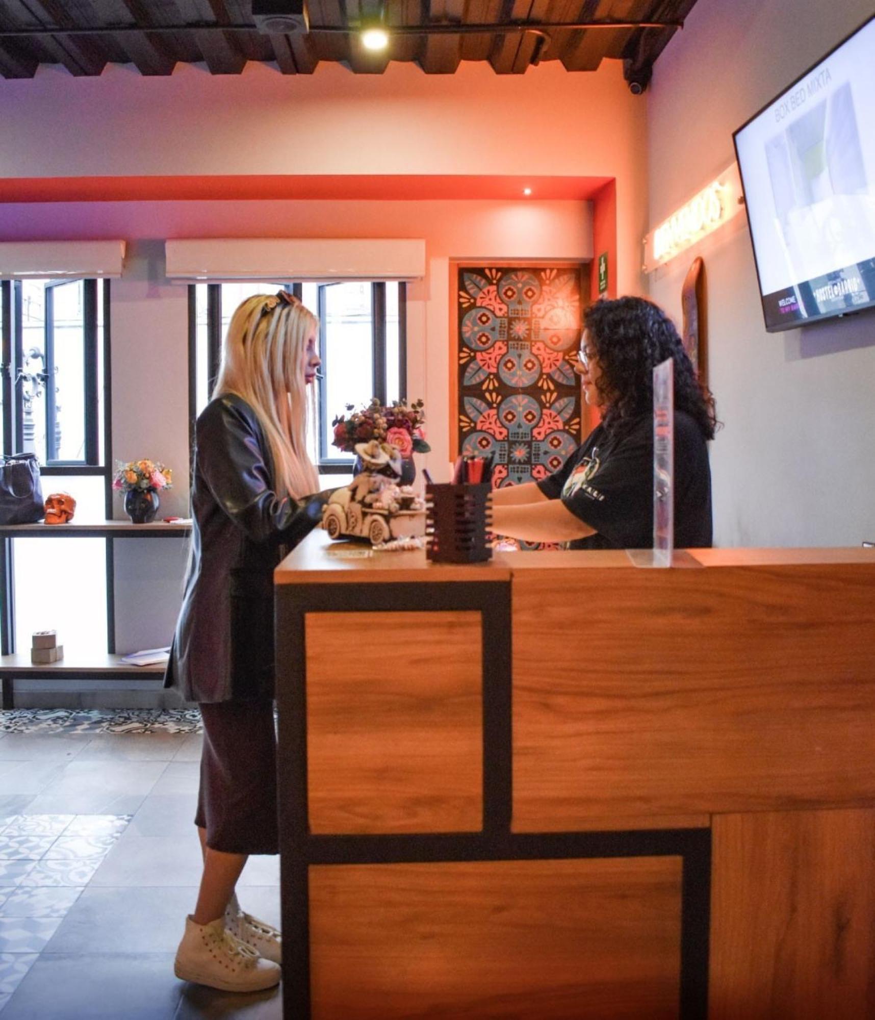 Barrio Downtown Mexico City Hostel Екстер'єр фото
