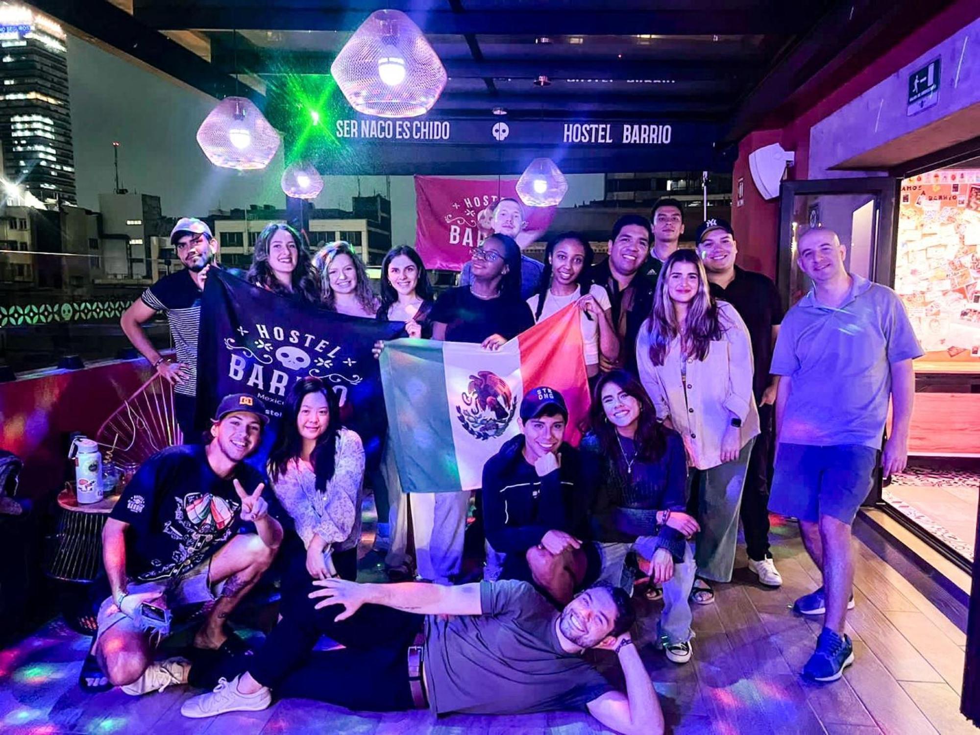 Barrio Downtown Mexico City Hostel Екстер'єр фото